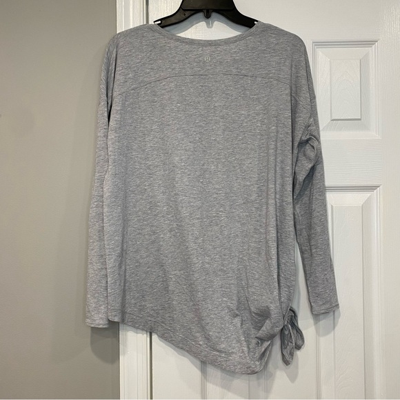 Lululemon To The Point Long Sleeve Heathered Core Light Grey Size 10* Womens - Picture 6 of 12